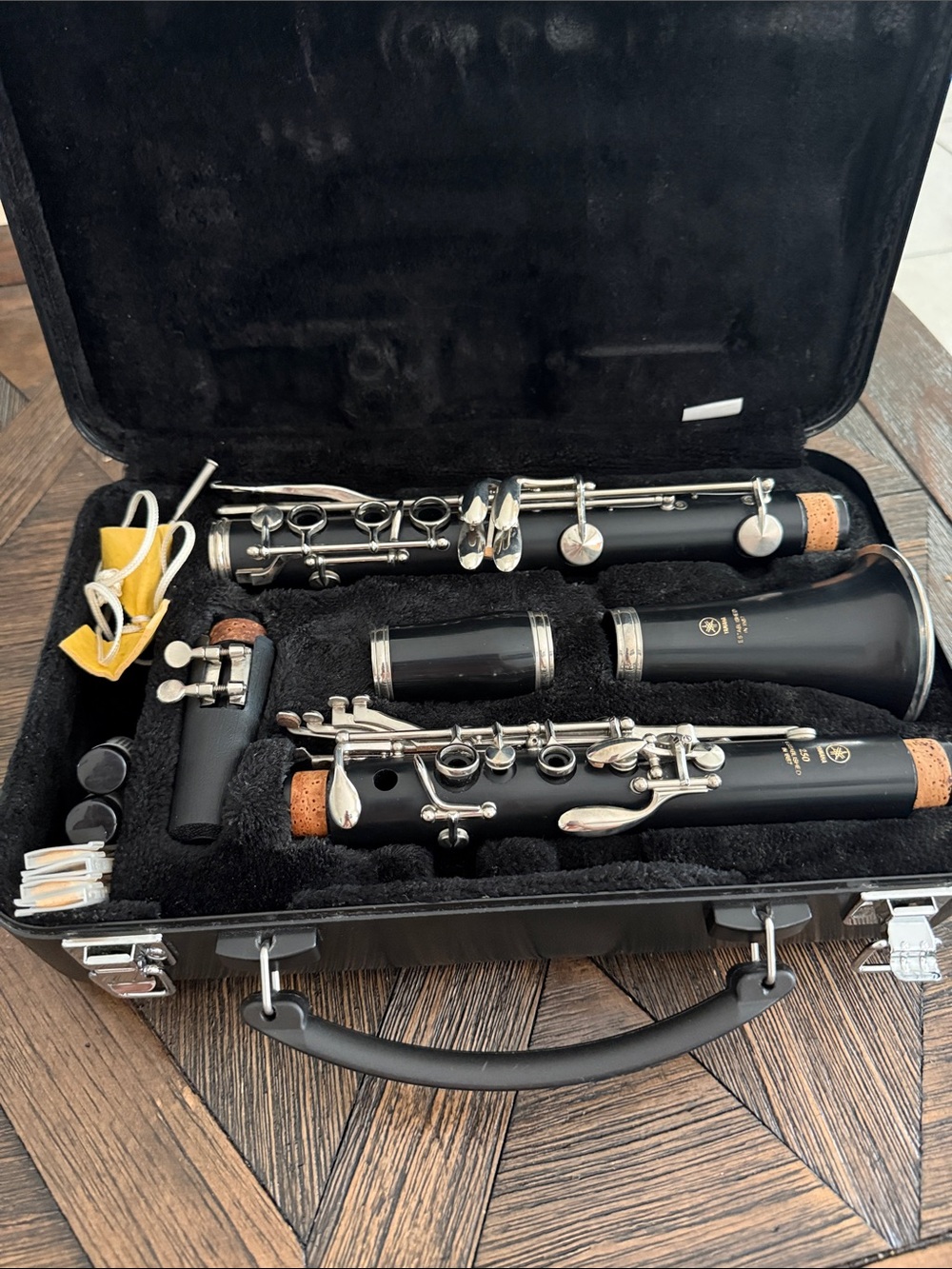 Yamaha YCL-250 Bb Clarinet w/ Case Reeds Swab Cork Grease Excellent Condition